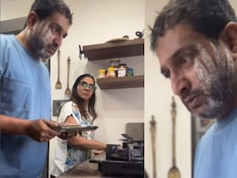 Prasad Oak: प्रसाद ओकला बायकोने कानाखाली मारली, अभिनेता थरथरायला लागला, नेमकं काय घडलं? Prasad Oak: प्रसाद ओकला बायकोने कानाखाली मारली, अभिनेता थरथरायला लागला, नेमकं काय घडलं?