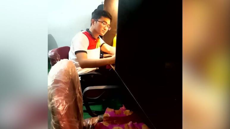 From Living In Relief Camp To Medical College, Manipur Student's Journey
