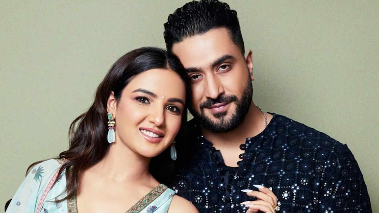 Aly Goni Reveals Receiving Death Threats For Not Chanting "<i>Ganpati Bappa Morya</i>", Slams Trolls For Targeting Jasmin Bhasin Aly Goni Reveals Receiving Death Threats For Not Chanting "<i>Ganpati Bappa Morya</i>", Slams Trolls For Targeting Jasmin Bhasin