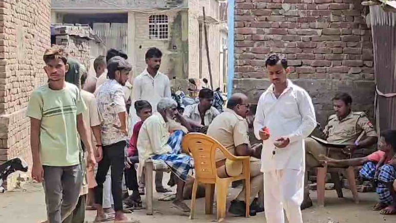 चोरों ने चोरी का अल्टीमेटम दिया तो पुलिस बोली अफ़वाह है, फिर चोरों ने पुलिस को दिखाया ठेंगा चोरों ने चोरी का अल्टीमेटम दिया तो पुलिस बोली अफ़वाह है, फिर चोरों ने पुलिस को दिखाया ठेंगा