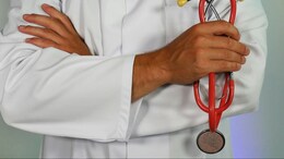 Doctors To Be Exempted From $100,000 H-1B Visa Fee? What Team Trump Said