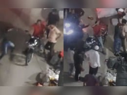On Camera, Bengaluru Zomato Delivery Agent Thrashed For Delayed Order On Camera, Bengaluru Zomato Delivery Agent Thrashed For Delayed Order