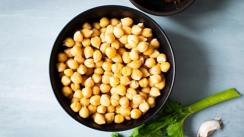 Feeling Gassy After Eating Chickpeas? Add Hing While Cooking, Recommends Nutritionist