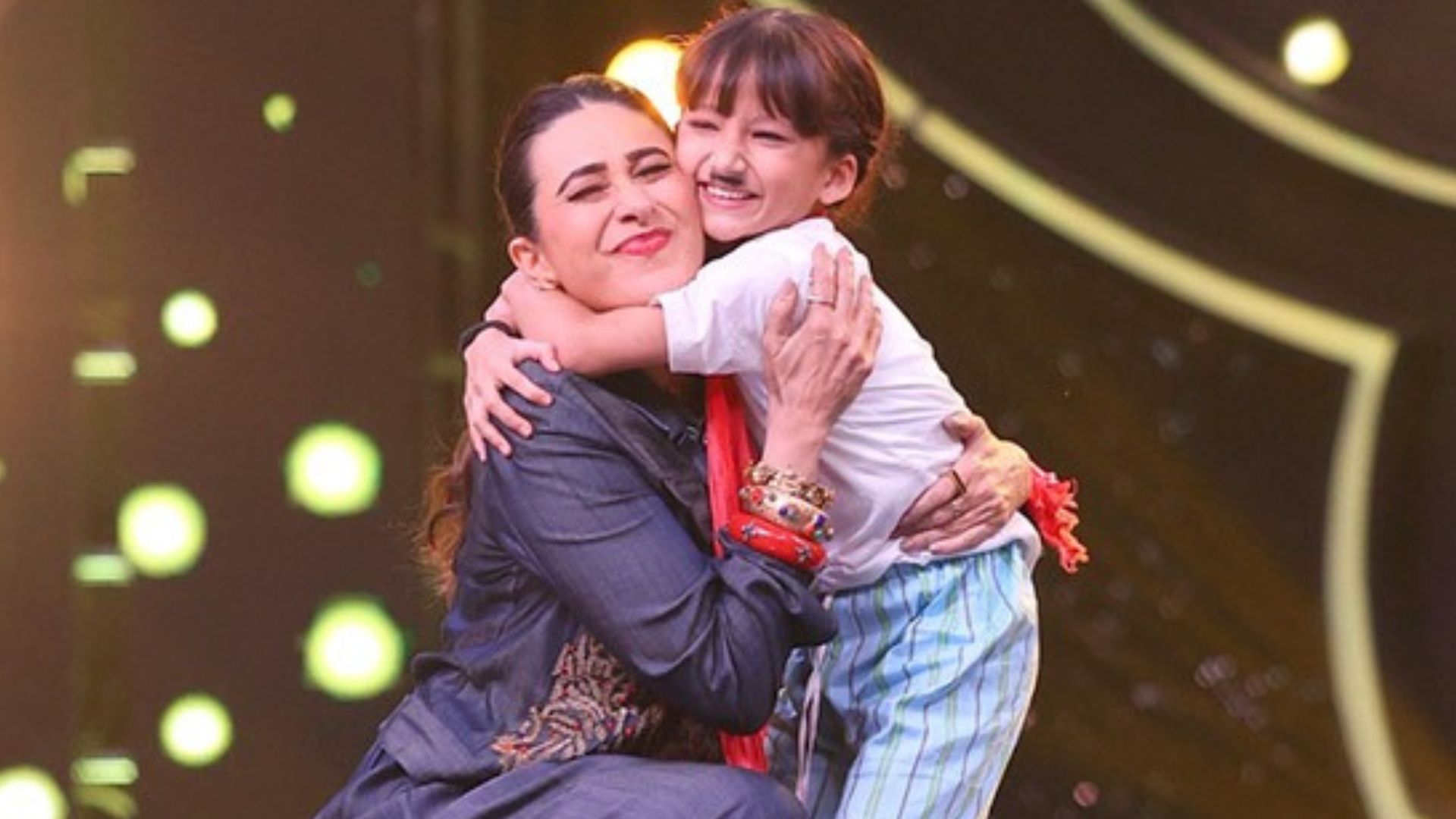 Karisma Kapoor Appears On <i>Super Dancer 5</i> Amid Legal Battle Over Sunjay Kapur's Rs 30,000-Crore Estate