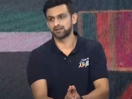 India's Asia Cup Trophy Decision "Will Haunt Them": Pakistan Great Shoaib Malik India's Asia Cup Trophy Decision "Will Haunt Them": Pakistan Great Shoaib Malik