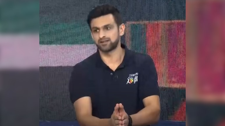 शोएब मलिक ने बताया आखिर क्यों पाकिस्तान को नहीं मिल पाते अभिषेक शर्मा जैसा खिलाड़ी