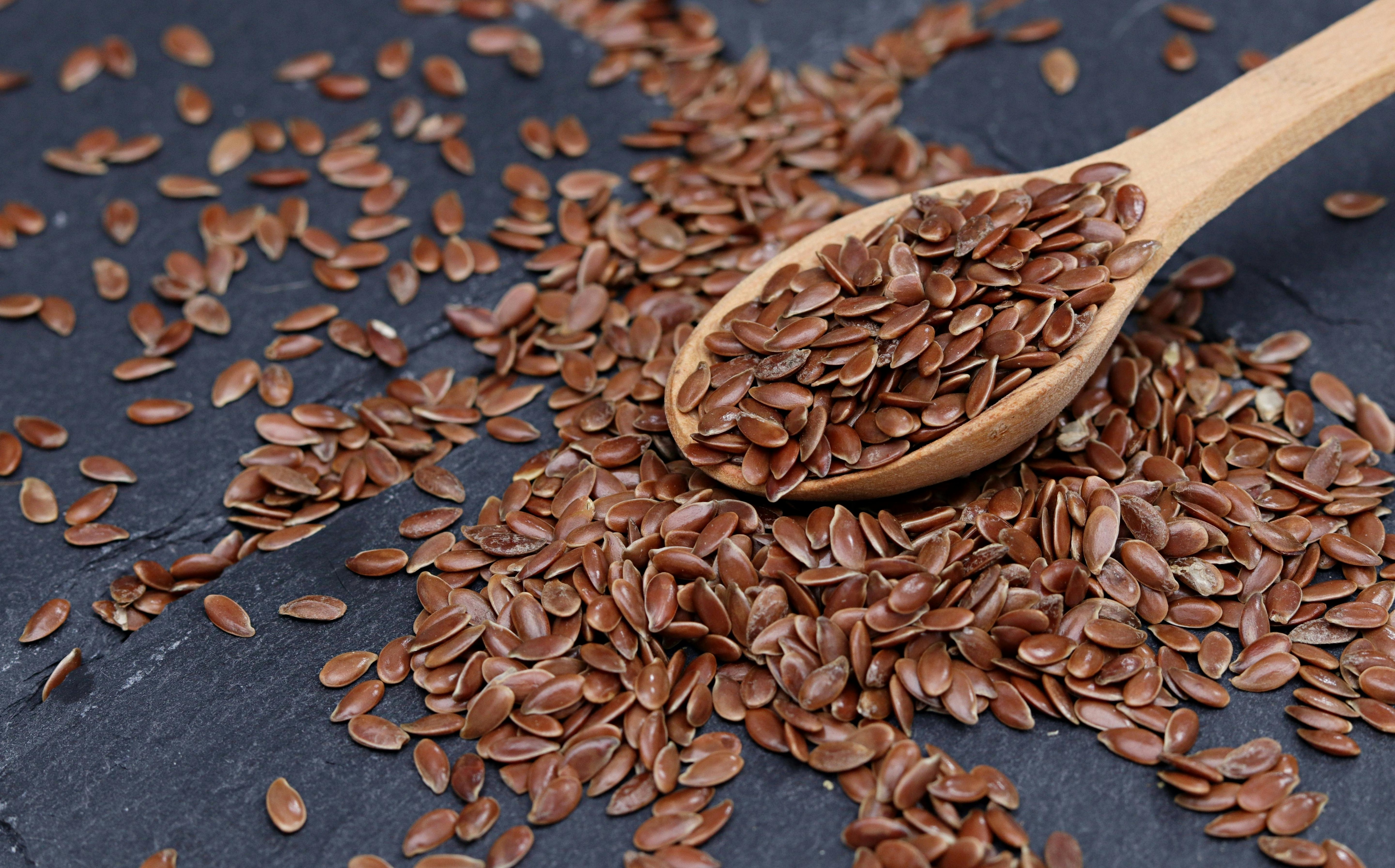 this-is-the-right-way-to-eat-flaxseeds-for-maximum-benefits