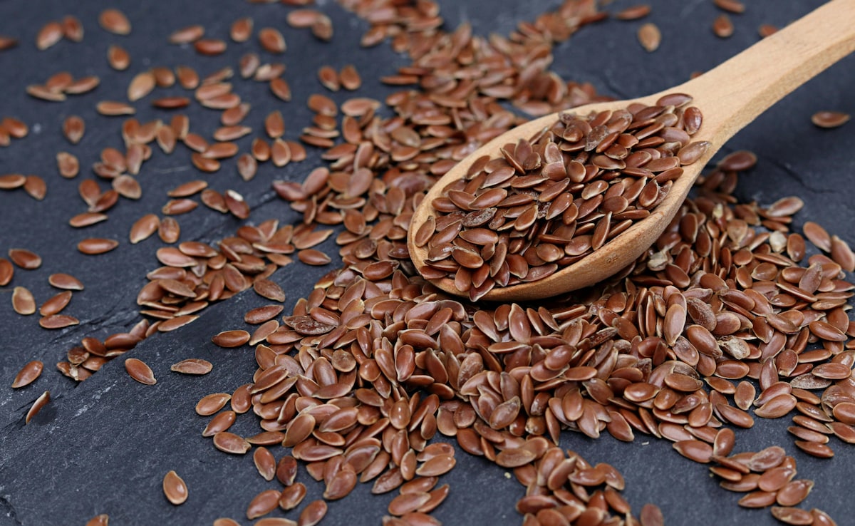 This Is The Right Way To Eat Flaxseeds For Maximum Benefits