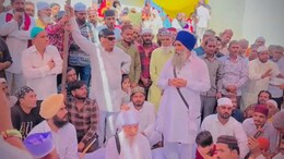 पंजाब के लिए राहत राशि देने जा रहा था युवक, सड़क हादसे में गई जान; सिख धर्मगुरु ने उठाया 4 बच्चों की पढ़ाई का जिम्मा