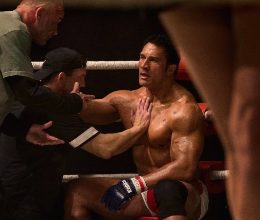 <i>The Smashing Machine</i> First Reviews: Critics Call Dwayne Johnson's Performance "Raw And Vulnerable"