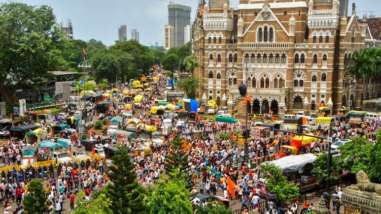 Maratha Quota Protest: रस्त्यावर शौचाला बसण्यापासून आत्महत्येच्या धमकीपर्यंत,आंदोलकांकडून 11 अटींचे उल्लंघन