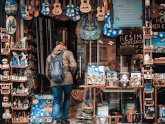 7 Budget-Friendly Shopping Destinations Abroad For Indians