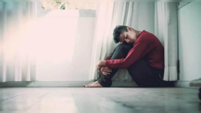 बाहर से खुश और अंदर से निराशा को लेकर क्या कहता है आज का विज्ञान! बाहर से खुश और अंदर से निराशा को लेकर क्या कहता है आज का विज्ञान!