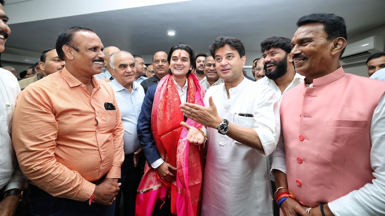 Jyotiraditya Scindia's Son Is Youngest Madhya Pradesh Cricket Association Chief Jyotiraditya Scindia's Son Is Youngest Madhya Pradesh Cricket Association Chief