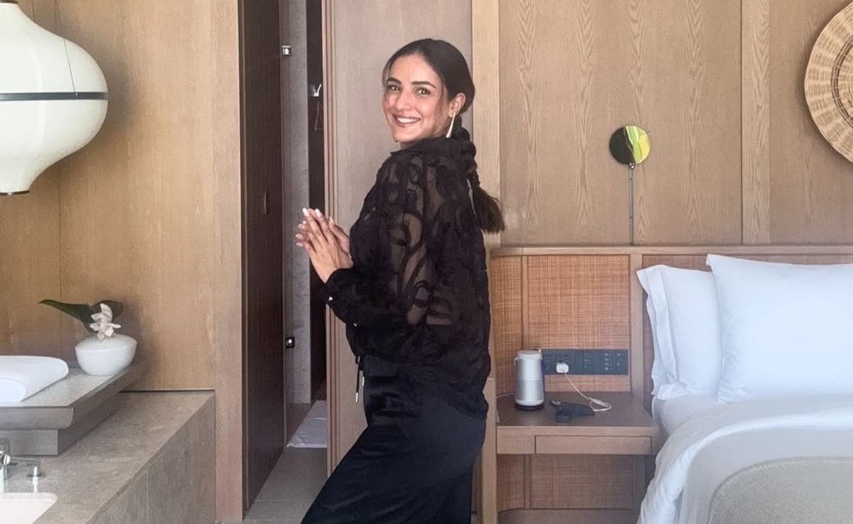 Jasmin Bhasin On Finding Joy In Travelling Alone: "Solo Travel Is My..."