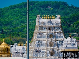 Hyderabad Man Donates Gold Ornaments Worth Rs 23 Takh To Goddess Padmavathi