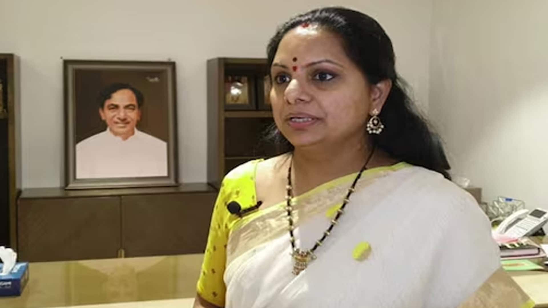 Video: The Southern View: K Kavitha Suspended | Siddaramaiah Calls Dasara 'Secular' | TN MP Suspends Hunger Strike