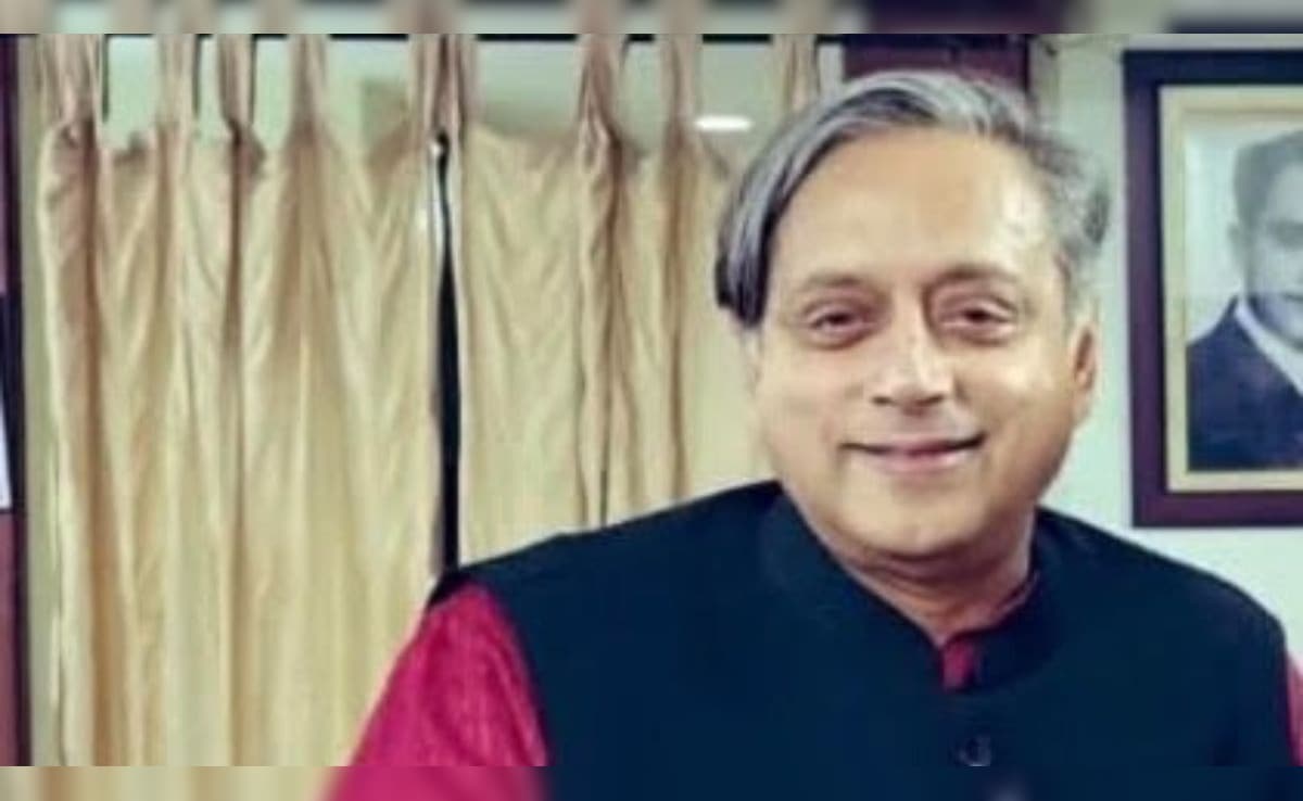 'Let's Not Dishonour Mahatma's Legacy': Shashi Tharoor On Renaming MGNREGA