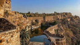 From Jodhaa Akbar To The Dark Knight Rises: 6 Indian Forts Worth The Trip