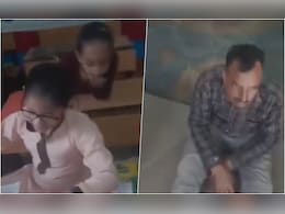 बच्चे दे रहे थे पेपर, नशे में टल्ली शिक्षक पहुंच गए क्लासरूम, हिमाचल के स्कूल से वायरल वीडियो बच्चे दे रहे थे पेपर, नशे में टल्ली शिक्षक पहुंच गए क्लासरूम, हिमाचल के स्कूल से वायरल वीडियो