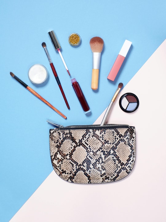 8 Office Bag Beauty Essentials