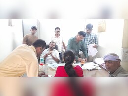 सागर में लोकायुक्त की बड़ी कार्रवाई, बिजली विभाग का जेई एक लाख रुपये की रिश्वत लेते रंगे हाथों गिरफ्तार सागर में लोकायुक्त की बड़ी कार्रवाई, बिजली विभाग का जेई एक लाख रुपये की रिश्वत लेते रंगे हाथों गिरफ्तार