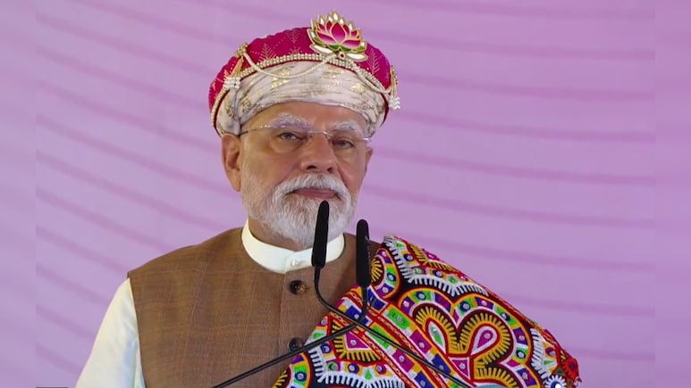 मोदी सरकार की 11 बड़ी योजनाएं : पिछले 11 सालों में कैसे बदली आम लोगों की जिंदगी, जानें यहां मोदी सरकार की 11 बड़ी योजनाएं : पिछले 11 सालों में कैसे बदली आम लोगों की जिंदगी, जानें यहां