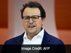 AI To Gut Half Of Entry-Level Jobs By 2030, Anthropic CEO Reaffirms Warning