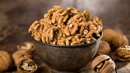 Should You Soak Walnuts Before Eating Them? Why And How Many You Should Have Every Day