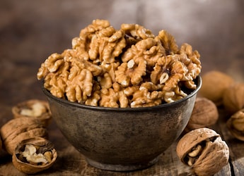 Walnuts For Knee Pain: How Do They Help? Benefits Explained