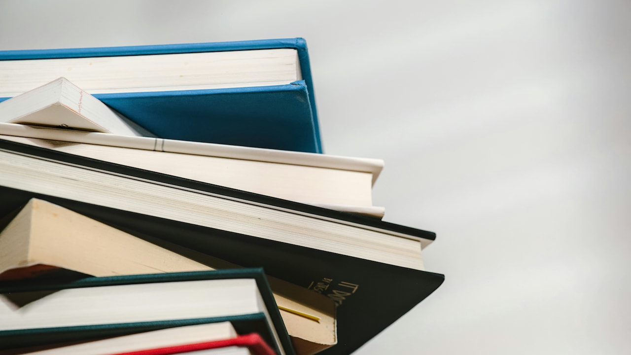 Bring best of knowledge with self-help books