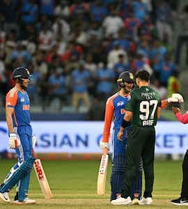 Shubman Gills 4-Word Post A Befitting Reply To Pakistans On-Field Antics In Asia Cup Match