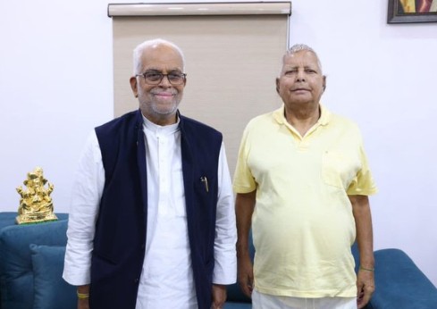 लालू यादव से मुलाकात पर घिरे बी.सुदर्शन रेड्डी, बीजेपी ने उपराष्ट्रपति पद उम्मीदवार पर कुछ यूं साधा निशाना