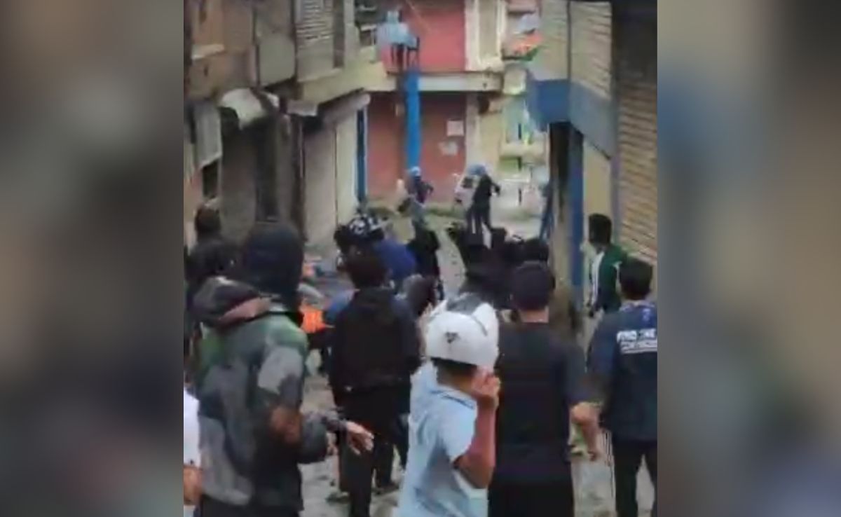 Stone-Throwing In Manipur's Churachandpur After Arrests Over Vandalism