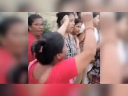 Violence Outside House Of Zubeen Garg's Manager, Batons Used On Protesters Violence Outside House Of Zubeen Garg's Manager, Batons Used On Protesters