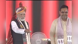 PM Modi: पीएम मोदी का स्वदेशी मंत्र, बोले- ब्रांड किसी भी देश का हो, उसमें मेरे देश की मिट्टी की महक हो