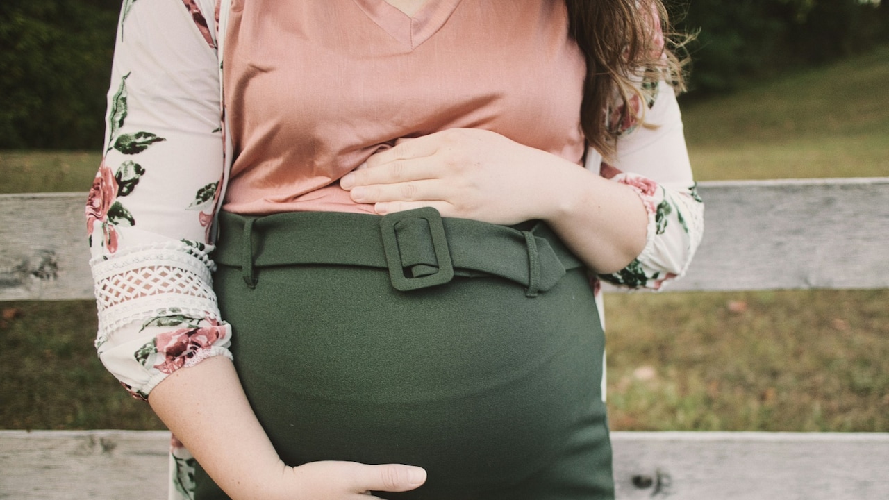 Top Tips For Buying Maternity Bottom Wear That Balances Comfort and Style