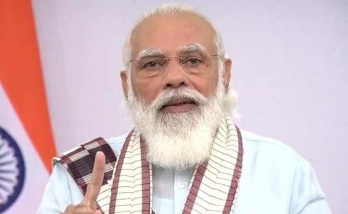 PM Modis addresses during the pandemic highlighted critical habits like handwashing and social distancing PM Modis addresses during the pandemic highlighted critical habits like handwashing and social distancing
