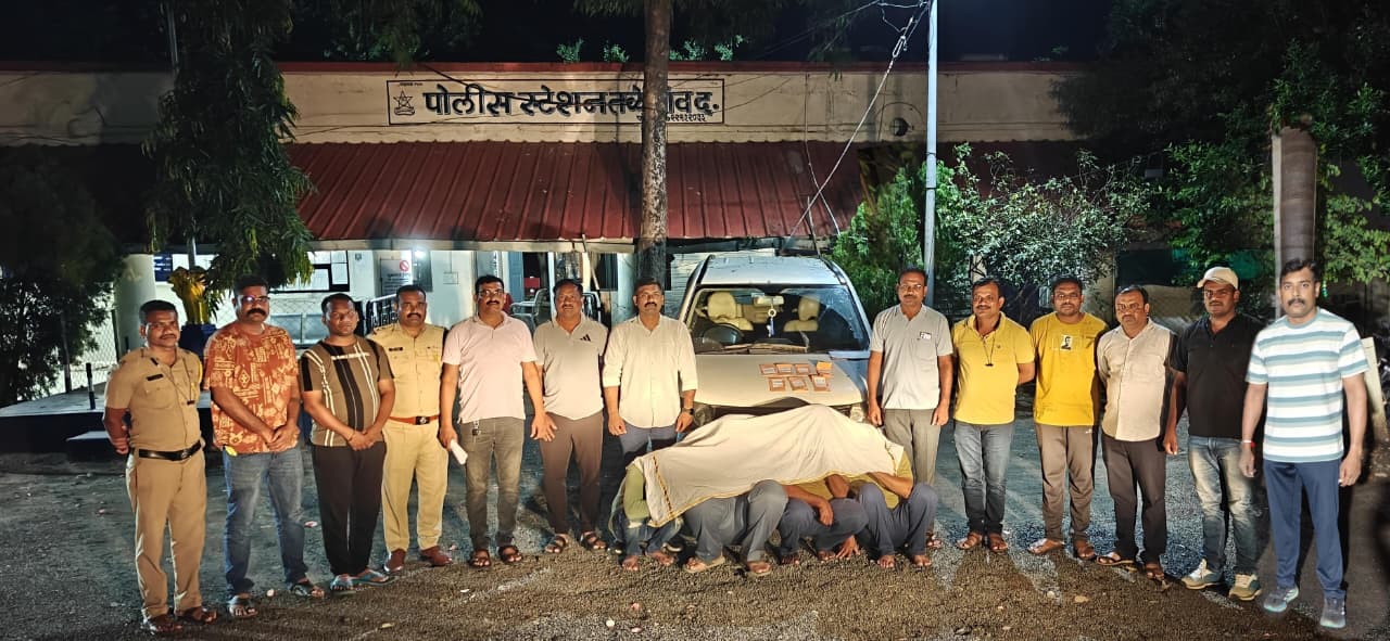 21 लाख के गहने के साथ 4 धराए, गिरफ्त में फर्जी पुलिस अधिकारियों का ईरानी गैंग, दर्ज हैं 37 मामले