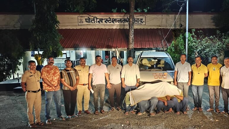 21 लाख के गहने के साथ 4 धराए, गिरफ्त में फर्जी पुलिस अधिकारियों का ईरानी गैंग, दर्ज हैं 37 मामले