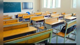 School Holiday : राज्यात पावसामुळे दाणादाण, 3 जिल्ह्यांतील शाळांना सुट्टी जाहीर