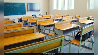 UP Government Holiday:  वाल्मीकि जयंती पर कल बंद रहेंगे यूपी के सभी स्कूल और सरकारी दफ्तर