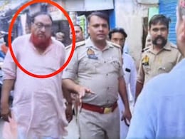 बरेली हिंसा में तौकीर रजा का एक करीबी गिरफ्तार दूसरा फरार, जानें दोनों के बारे में अब तक क्या कुछ पता चला बरेली हिंसा में तौकीर रजा का एक करीबी गिरफ्तार दूसरा फरार, जानें दोनों के बारे में अब तक क्या कुछ पता चला