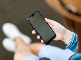 Sweden Health Agency Tells Parents To Put Down Phones