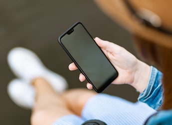 Sweden Health Agency Tells Parents To Put Down Phones