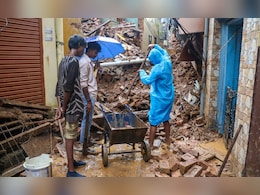 माता वैष्णो देवी मार्ग पर आज फिर हुआ भूस्खलन, देखें जम्मू में कितने बुरे हैं हालात माता वैष्णो देवी मार्ग पर आज फिर हुआ भूस्खलन, देखें जम्मू में कितने बुरे हैं हालात