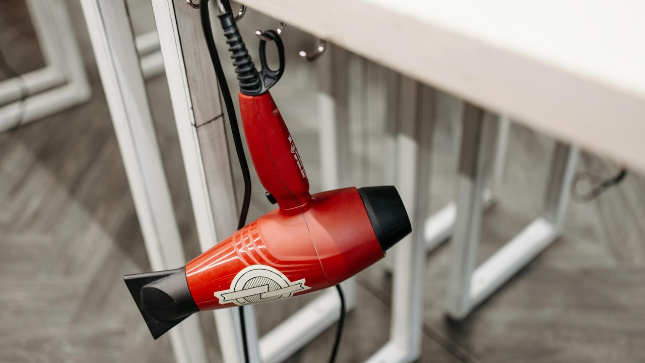 Style your hair everyday with top hair dryer on Myntra