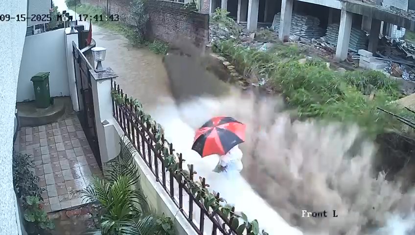 Caught On Camera: Woman's Narrow Escape As Wall Collapses In Ranchi