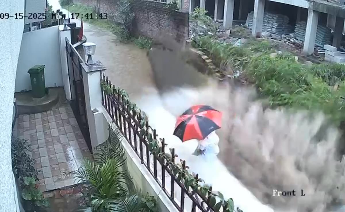 Caught On Camera: Woman's Narrow Escape As Wall Collapses In Ranchi