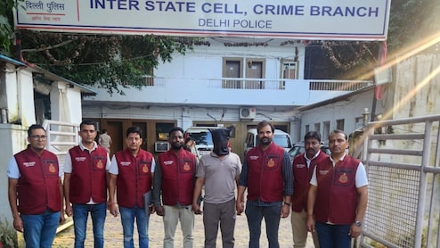 ताबड़तोड़ फायरिंग कर दो लोगों की हत्या... अब पुलिस गिरफ्त में आया डबल मर्डर का आरोपी